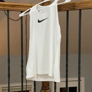 Size small white razorback nike tank